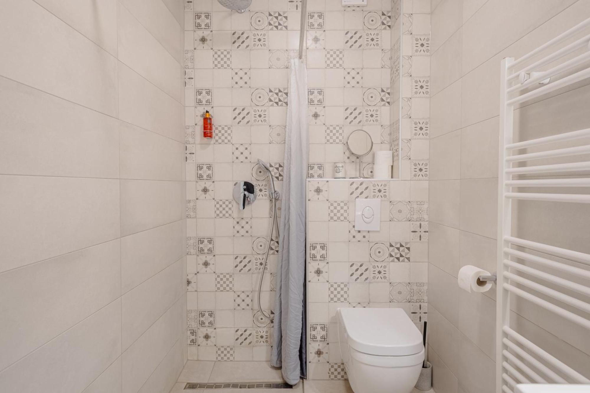 Rogac Rooms & Restaurant 오미스 외부 사진